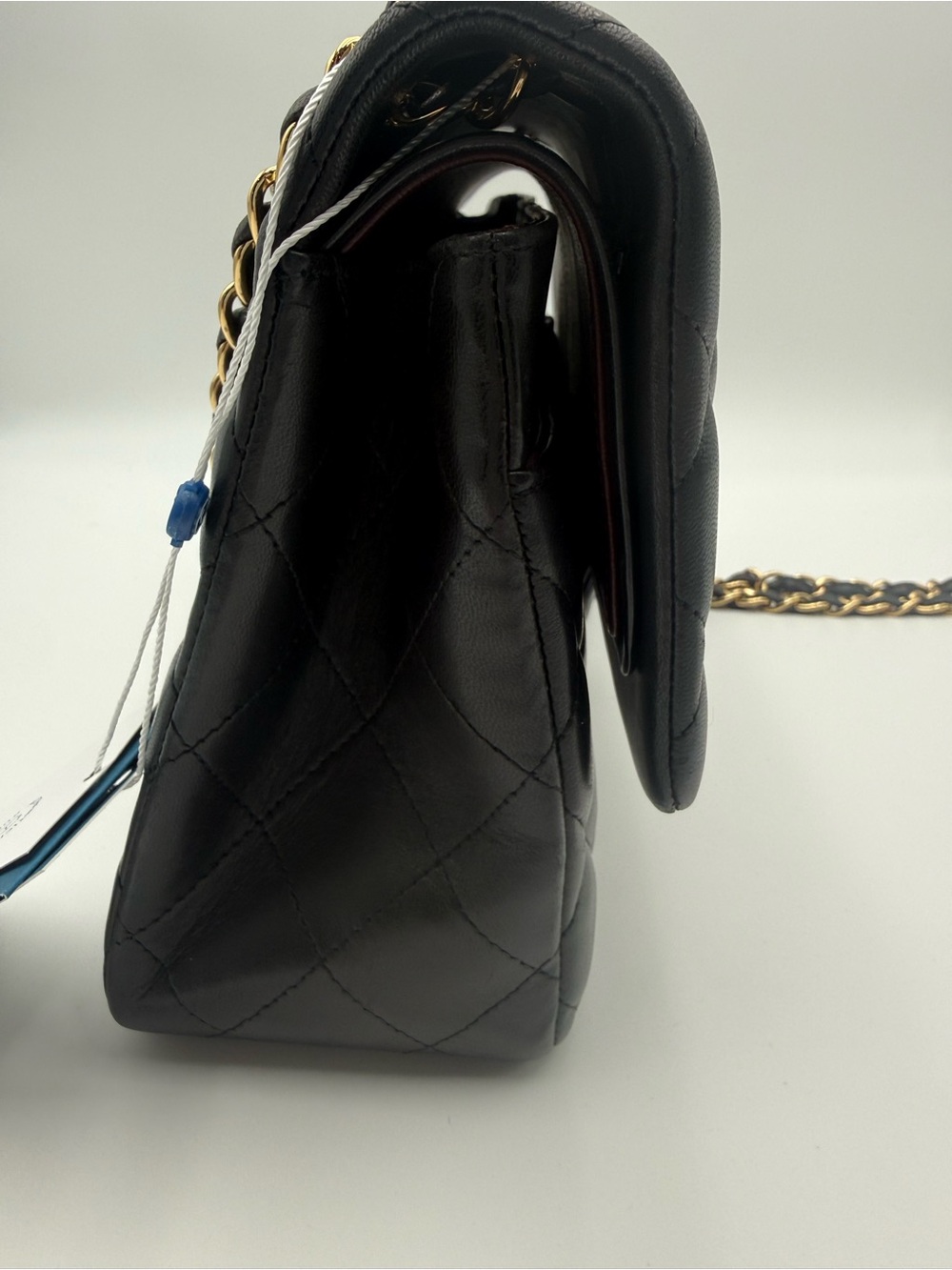 CHANEL Black Classic Double Flap Jumbo in Lambskin - Picture 5 of 14